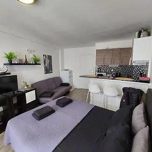 Apartment Louvre 